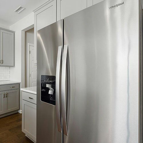 greenfield-appliance-repair-techs-pros-refrigerator_01